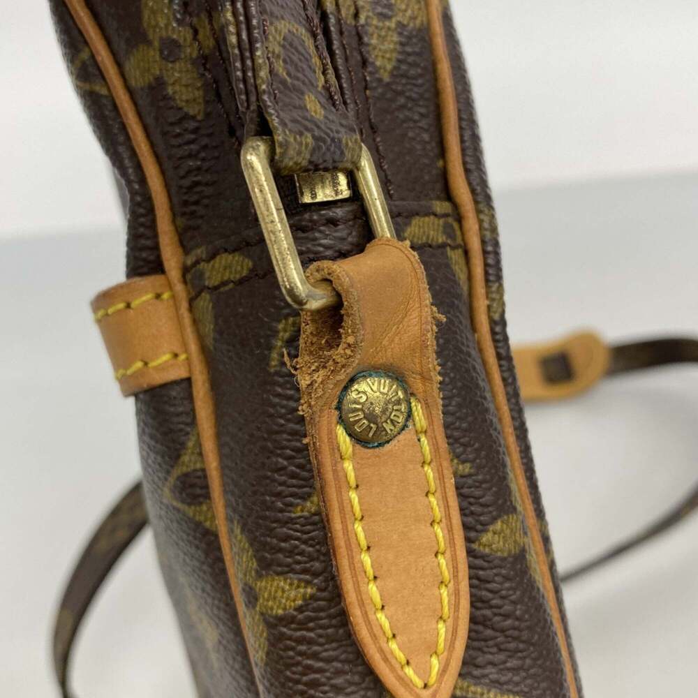 LOUIS VUITTON Brown Monogram Shoulder Bag - Picture 7 of 10